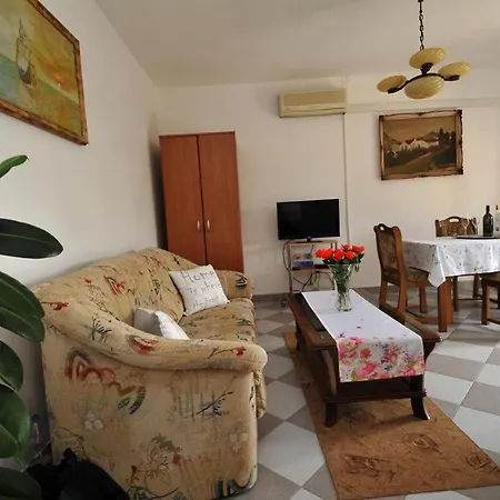 Sea Star - One Bedroom With Balcony Apartament