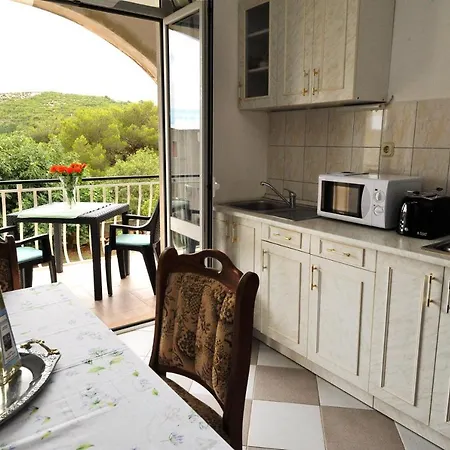 Appartement Sea Star - One Bedroom With Balcony Cibaca